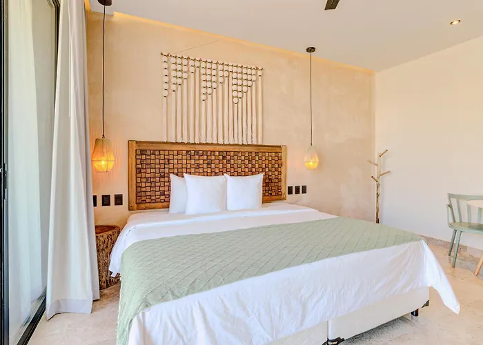 Lalola Downtown Boutique Puerto Morelos
